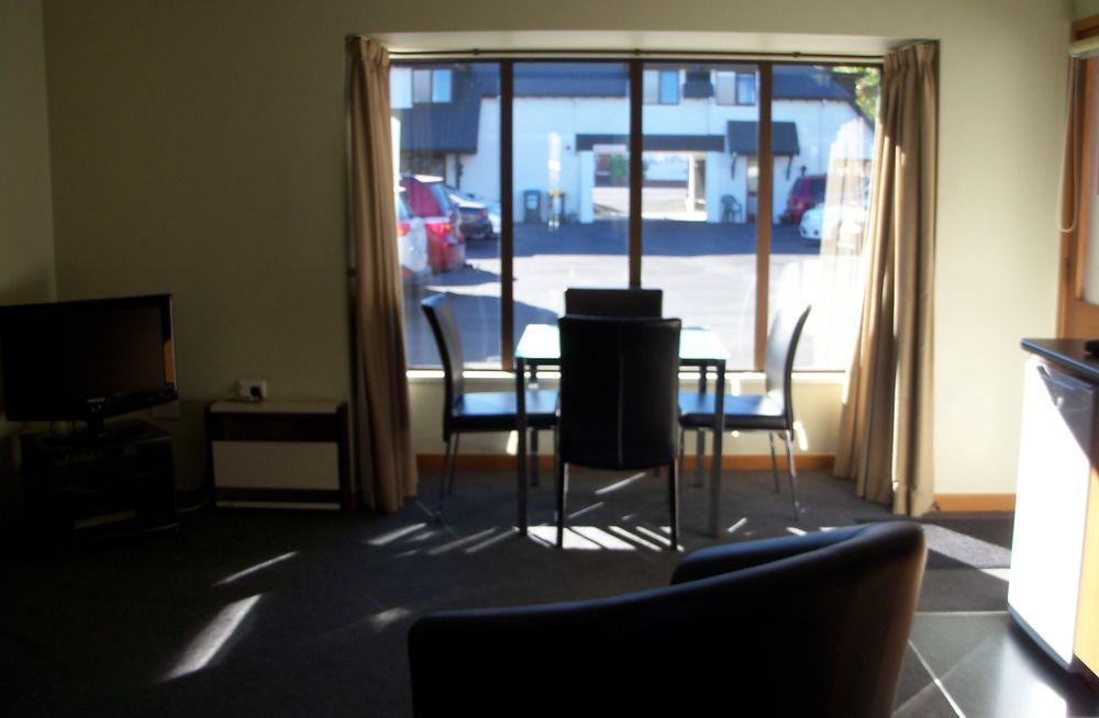 Allan Court Motel Dunedin Exterior photo